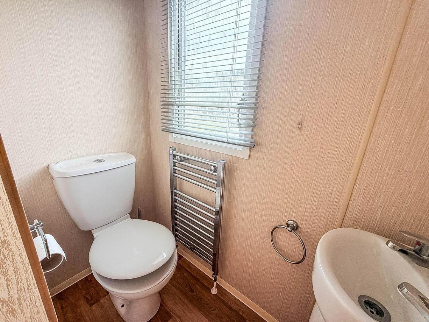8 Berth Caravan With Decking At Sunnydale In Lincolnshire Ref 35087S Louth (Lincolnshire) Exterior foto