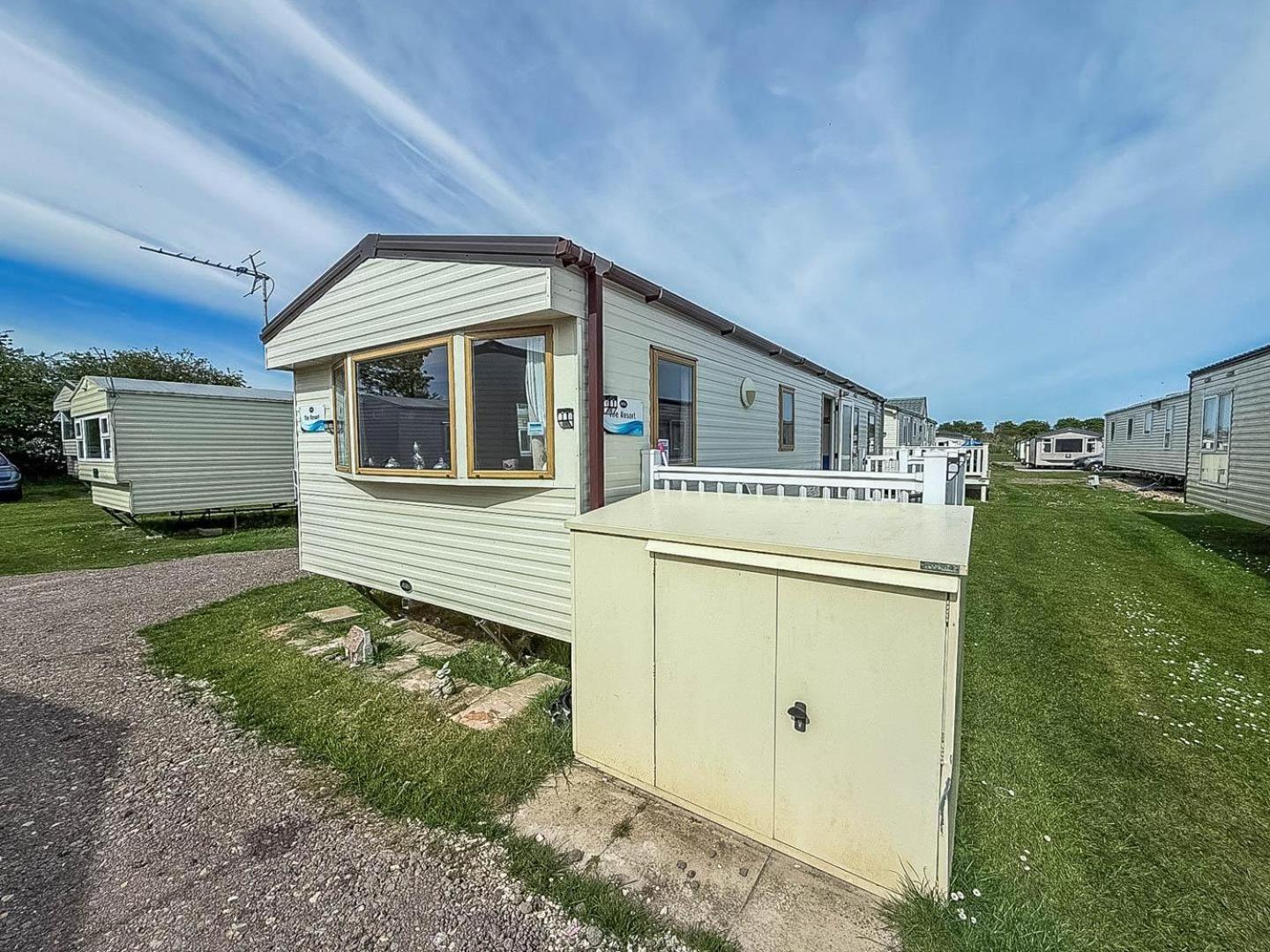 8 Berth Caravan With Decking At Sunnydale In Lincolnshire Ref 35087S Louth (Lincolnshire) Exterior foto